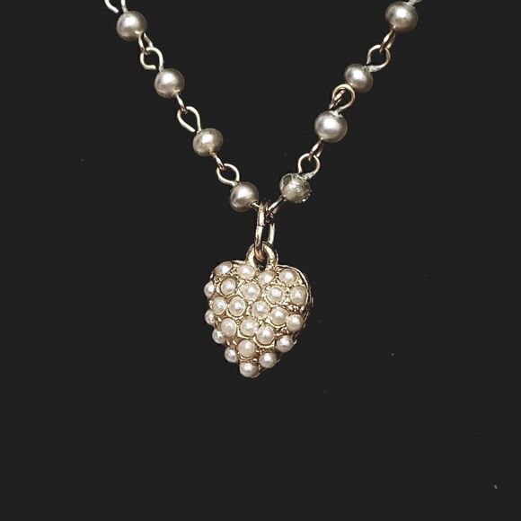 ARTISAN RECYCLED JEWELRY Goldtone & Pearls Heart Necklace Valentine's Day - Picture 2 of 9